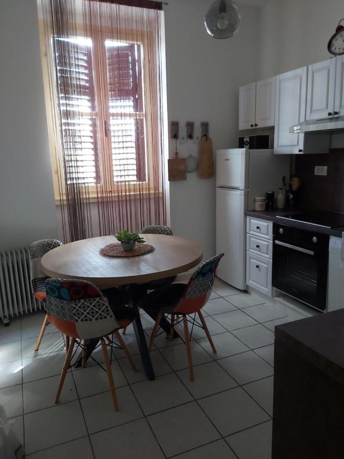 Karmen Apartamento Zadar Exterior foto